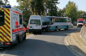 Polizeiinspektion Lüneburg/Lüchow-Dannenberg/Uelzen: POL-LG: ++Transporter kollidiert mit Linienbus - Unfall mit hohem Sachschaden - zwei Leichtverletzte ++ vom Fahrrad gestoßen - Rucksack geraubt - Täter flüchtet - Zeugen gesucht++Kanu ...