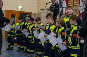 Freiwillige Feuerwehr Menden: FW Menden: Über 100 Ehrungen bei Stadtjahresdienstbesprechung der Feuerwehr Menden