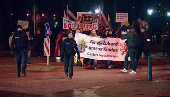 SWR - Das Erste: Zwei Drittel der Deutschen hält ein NPD-Verbot für gefährlich: "Die Story im Ersten: Die NPD - Der falsche Feind?" am 29.2., 22.45 Uhr