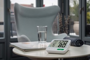 Aktivitäten im Frühling stetig und gesundheitsfördernd steigern – Mit den modernen Blutdruckmessgeräten von medisana