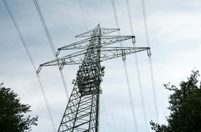 Verbraucherzentrale Nordrhein-Westfalen e.V.: Weiterhin hohes Niveau von Strom- und Gaspreisen in der Grundversorgung in NRW