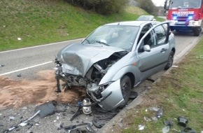 Polizeipräsidium Westpfalz: POL-PPWP: Schwerer Verkehrsunfall in Lauterstraße