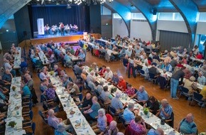 Koehler Group: Former Employees Celebrate Reunion at Traditional Koehler Group Retiree Party