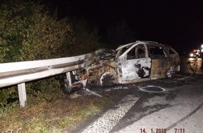 Polizei Münster: POL-MS: Auto brennt auf der A 43 aus - Verdächtiger schläft in Pferdeanhänger
