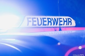 Freiwillige Feuerwehr Hünxe: FW Hünxe: Gemeldeter Zimmerbrand mit Menschenleben in Gefahr