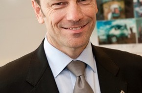 Renault Suisse SA: CHANGEMENT DE DIRECTION CHEZ RENAULT SUISSE SA - UWE HOCHGESCHURTZ NOMMÉ DIRECTEUR GÉNÉRAL DE RENAULT SUISSE SA ET DU TERRITOIRE "CENTRAL"