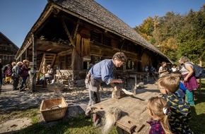 Ballenberg - Freilichtmuseum der Schweiz: Das Freilichtmuseum Ballenberg bl&uuml;hte, klang und bewegte