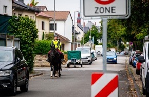 ADAC Hessen-Thüringen e.V.: Unterwegs auf vier Hufen / ADAC gibt Tipps zur Sicherheit von Pferd und Reiter