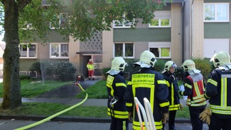 Feuerwehr Gelsenkirchen: FW-GE: Feuerwehr löscht gleich zwei Wohnungsbrände an Muttertag