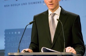 BSH Hausgeräte GmbH: Ressourcenschonung bleibt zentrales Thema bei Hausgeräten / BSH-Chef Gutberlet: Effiziente Hausgeräte müssen verstärkt in die Haushalte gebracht werden. (mit Bild)