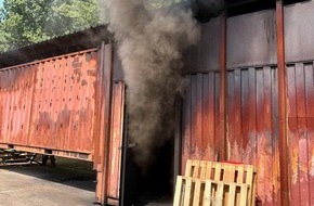Freiwillige Feuerwehr H&uuml;nxe: FW H&uuml;nxe: Fortbildung unter realistischen Bedingungen - Feuerwehr H&uuml;nxe trainiert in Weeze