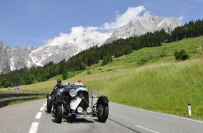 mecon kommunikation: Legendäre Alpenrallye: Automobilklassiker aus sechs Jahrzehnten auf großer Tour über die schönsten Alpenrouten