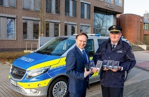 Kreispolizeibehörde Borken: POL-BOR: Kreis Borken - Polizei im Kreis Borken wird mit iPhones ausgestattet