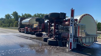 Polizeidirektion Landau: POL-PDLD: BAB65 Neustadt - Sperrung der Autobahn nach Unfall