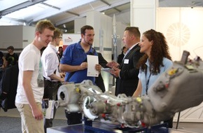 Messe Berlin GmbH: Deutschlands größte Aerospace-Jobbörse am Start / Das ILA CareerCenter informiert an den Publikumstagen über 
Berufschancen in allen Feldern der Luft- und Raumfahrt