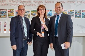 Skoda Auto Deutschland GmbH: Dreifachsieg für SKODA bei der Leserwahl zum ,Familienauto des Jahres 2015' (FOTO)