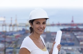 Gropag Personalmanagement AG: Wahl zur "Miss Gebäudetechnik 2015" im Kongresshaus in Zürich (BILD)