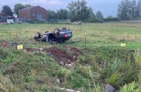 Polizeipräsidium Westpfalz: POL-PPWP: Skoda fliegt über den Mehlbach und überschlägt sich