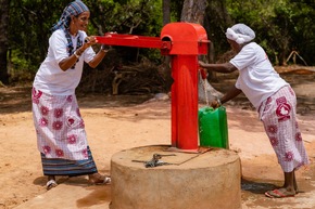 Weltwassertag 22.03.2026: Hamburger Aid by Trade Foundation verbessert die Trinkwasserversorgung und Chancengleichheit f&uuml;r M&auml;dchen in Afrika