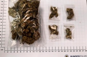 Bundespolizeidirektion Sankt Augustin: BPOL NRW: Bundespolizisten stellen 43 Gramm Marihuana sicher