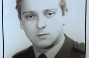 Polizei Mettmann: POL-ME: Vor 30 Jahren im Dienst ermordet: Polizei gedenkt Adalbert Bach - Wülfrath - 2301029