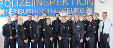 Polizeiinspektion Nienburg / Schaumburg: POL-NI: 15 neue Polizistinnen und Polizisten in der Polizeiinspektion
