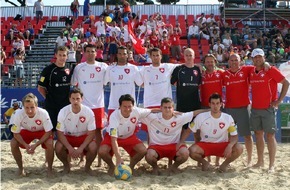 GE Money Bank: GE Money Bank, Hauptsponsor der Schweizer Beach Soccer Nationalmannschaft, gratuliert dem Team zum fantastischen 2. Platz des Euro Cup in Rom und ist begeistert vom Erfolg - Das Team unterlag dem starken Gegner Spanien mit 4:6