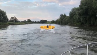 Polizeiinspektion Nienburg / Schaumburg: POL-NI: Nienburg/Rinteln- Bootsunfall - eine Person schwerverletzt