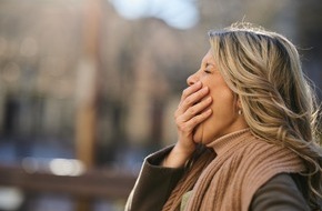 Hom&ouml;opathisches Laboratorium Alexander Pfl&uuml;ger GmbH & Co. KG: Fr&uuml;hjahrsm&uuml;digkeit ade: So tanken Sie jetzt neue Energie