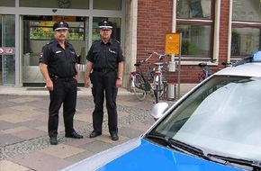 Polizeiinspektion Nienburg / Schaumburg: POL-NI: Großangelegte Kontrollaktion am Nienburger Bahnhof -Bilder im Download -