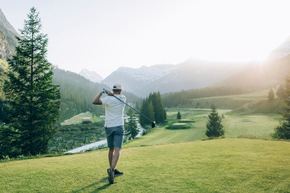 Pressemitteilung: Mentale Stärke durch die Kraft der Alpen - Golfvorbereitung im Berghotel Biberkopf in Warth am Arlberg