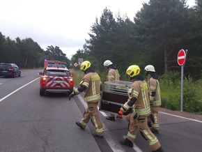 FW Helmstedt: Verkehrsunfall mit eingeklemmter Person