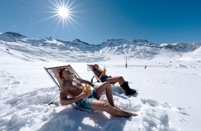 Ferris Bühler Communications: Mit Stand-up-Paddles über die Loipe: Frühlingsskifahren mal anders auf der Engstligenalp