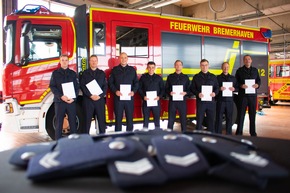 FW Bremerhaven: Beförderungen zu Haupt- und Oberbrandmeistern bei der Feuerwehr Bremerhaven