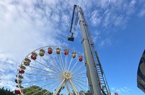 Feuerwehr Weinheim: FW Weinheim: Sicher auch auf 40 Meter Höhe