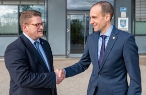 Polizeipräsidium Mittelhessen - Pressestelle Wetterau: POL-WE: Marco Bärtl ist der neue Vizepräsident im Polizeipräsidium Mittelhessen