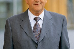 WeberHaus GmbH & Co. KG: Baden-Württemberg ehrt WeberHaus-Gründer: Hans Weber erhält Wirtschaftsmedaille
