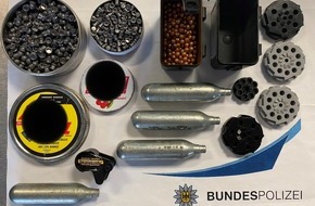 Bundespolizeiinspektion Hamburg: BPOL-HH: Einsatzmeldung "Person mit Schusswaffe in S-Bahn"