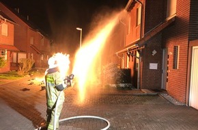 Feuerwehr Bottrop: FW-BOT: brennende Gasleitung in Bottrop Eigen