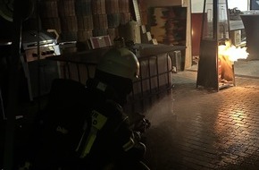 Freiwillige Feuerwehr Breckerfeld: FW-EN: Brandeins&auml;tze und Person hinter T&uuml;r
