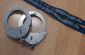 Bundespolizeiinspektion Hannover: BPOL-H: Slogan zur Nachwuchswerbung der Bundespolizei anders interpretiert; gesuchter Straftäter wurde verhaftet