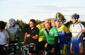 ProSieben: Boris Becker: Radrennen mit Jan Ullrich