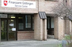 Polizeidirektion Göttingen: POL-GOE: (3/2014) Versuchte Brandanschläge in Göttingen - Noch keine Spur von den Tätern, Ermittlungsgruppe sucht dringend Zeugen