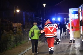 Kreisfeuerwehrverband Segeberg: FW-SE: Austritt von Kohlenmonoxid in Grillhütte - 12 Verletzte