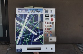 Polizeiinspektion Hildesheim: POL-HI: Versuchter Diebstahl eines Zigarettenautomaten