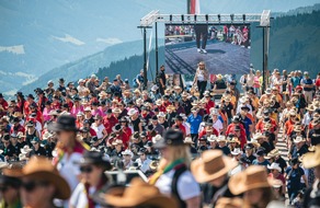 Österreich holt RID-Weltrekord: »höchstgelegener Country- &amp; Western Line-Dance-Workshop« in Zell am See zertifiziert