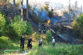 FW-MK: Waldbrand im Grüner Tal fordert die Feuerwehr