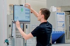 Forcam GmbH: Smart Factory in Rekordzeit: Wie Maschinenbau-Spezialist NMH in fünf Tagen digitale Echtzeit-Analysen startet