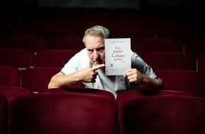 Verlag Carl Ueberreuter: Schauspieler und Kabarettist Robert Palfrader legt seinen ersten Roman vor/ Ein famoser Ausflug ins literarische Genre, ausdrucksstark und atmosphärisch