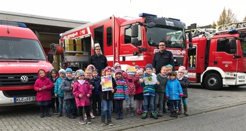 Freiwillige Feuerwehr Bedburg-Hau: FW-KLE: Freiwillige Feuerwehr Bedburg-Hau lädt Kinder zur Brandschutzerziehung ein und gibt Einblicke in die Feuerwehr-Arbeit